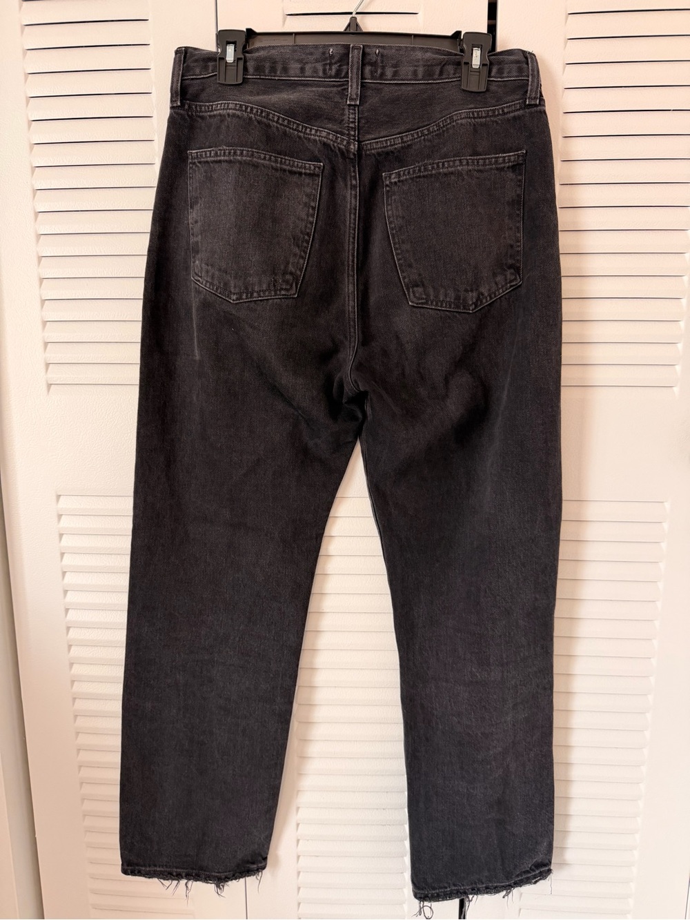 AGOLDE 90'S CROP MID RISE STRAIGHT (WEIGHTLESS) IN TAR - Picture 4 of 7